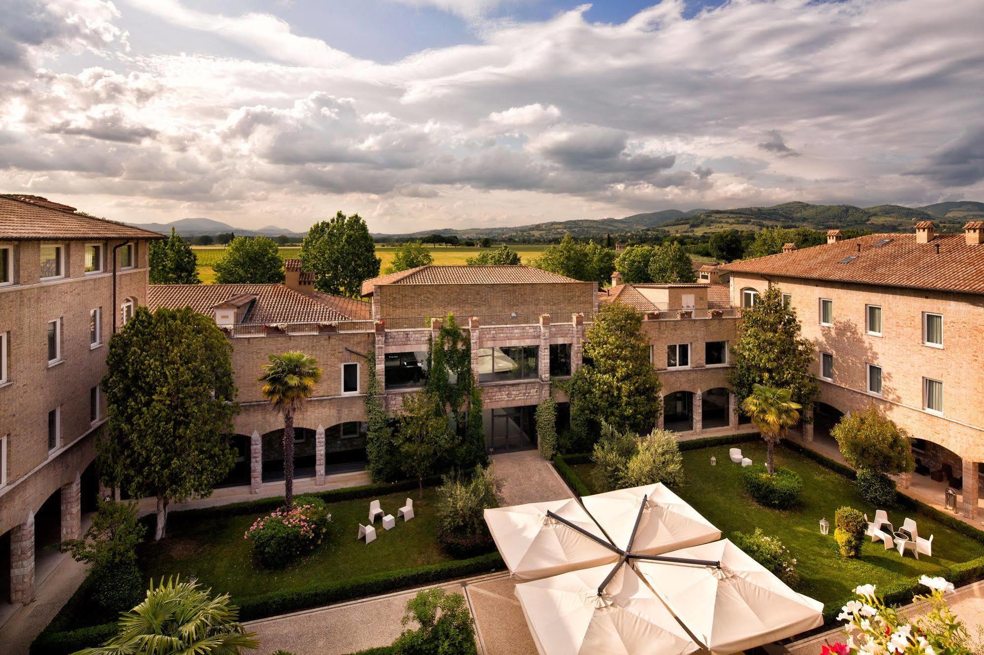 TH Assisi - Hotel Cenacolo Esterno foto