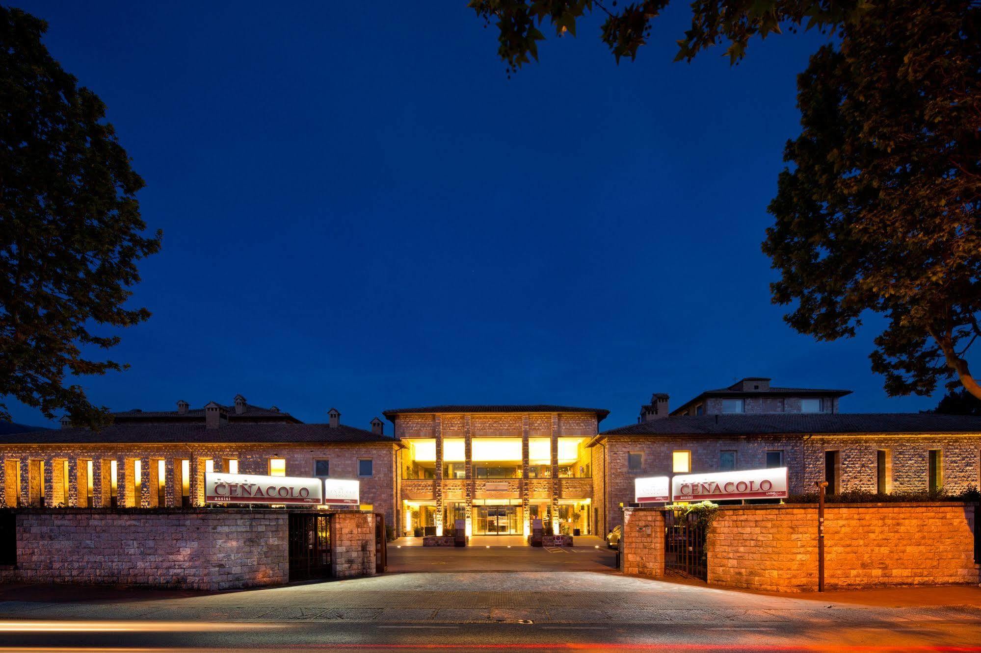 TH Assisi - Hotel Cenacolo Esterno foto